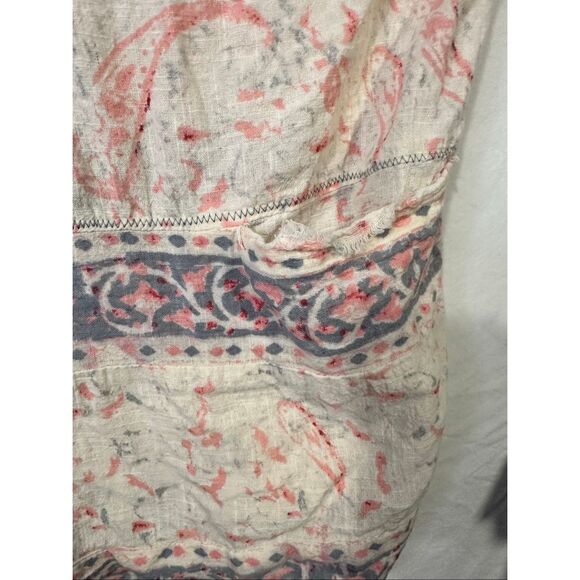 Free People Boho Relaxed Floral Cream Pink & Blue Telly Romper Size Medium - Picture 10 of 11